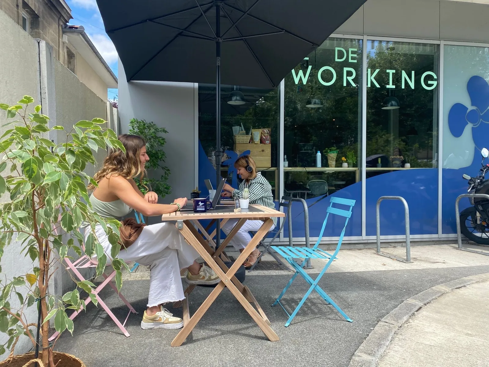 Oasis Coworking, Terrasse et espace extérieur, Cenon
