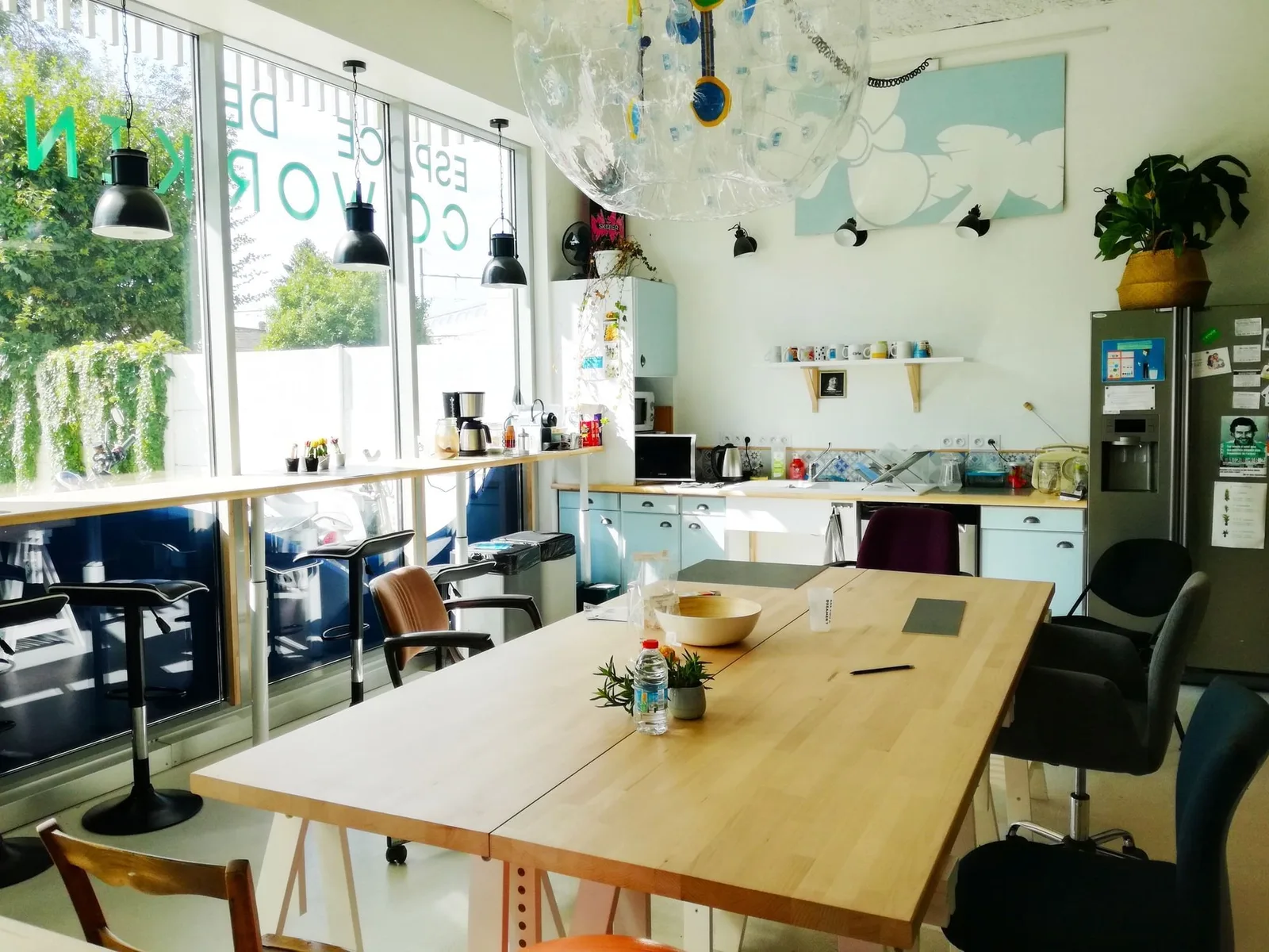 Oasis Coworking, Cuisine, Cenon