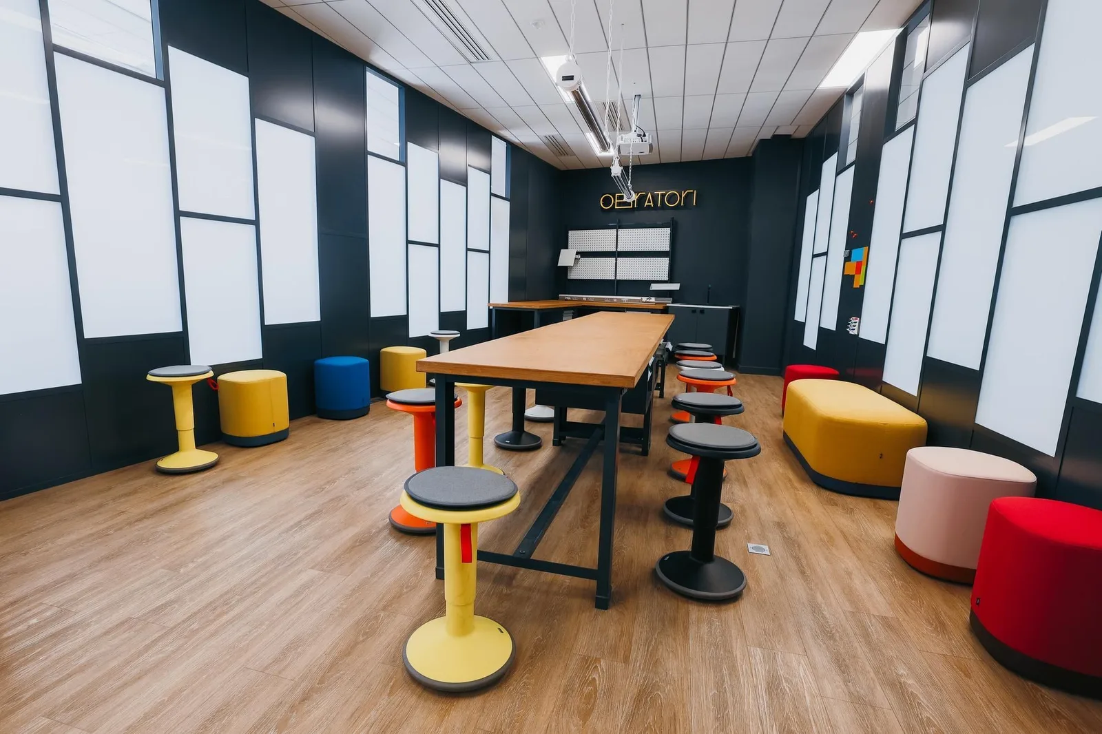 Obratori / L'Occitane Innovation Lab, Training room, Marseille 2e