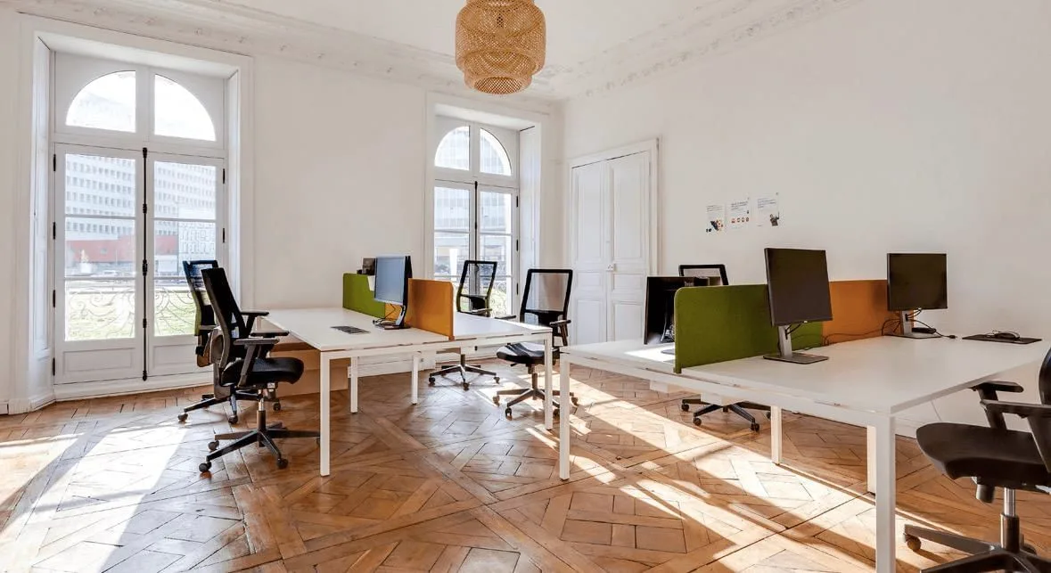 Odelta Turenne, Privatbüro mit 8 Arbeitsplätzen, Nantes