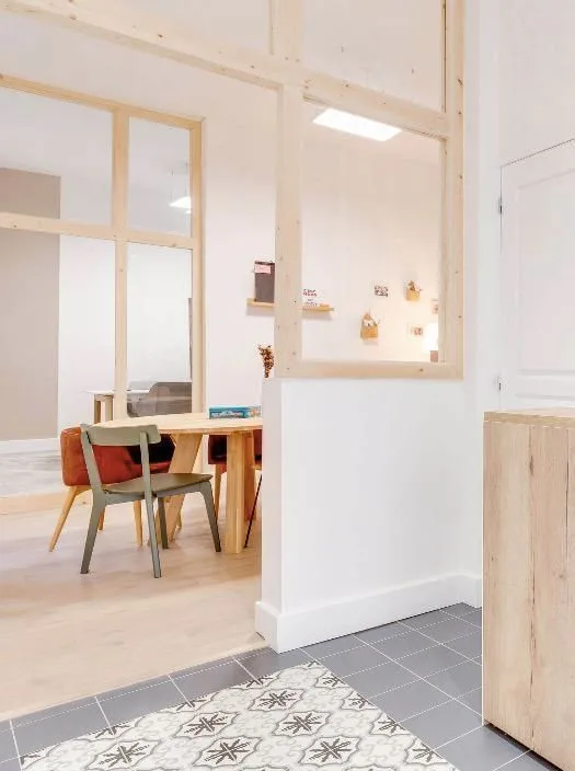 Odelta Turenne, Besprechungsraum für 4 Personen, Nantes