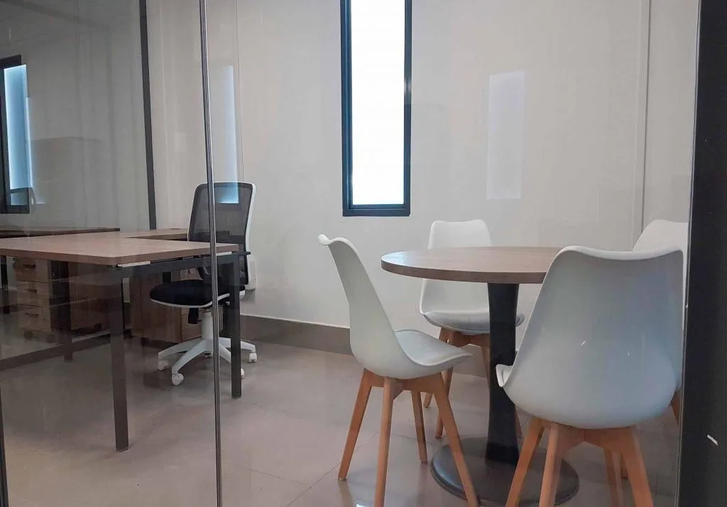Office Almansa, Escritório privativo com 1 posto, Almansa