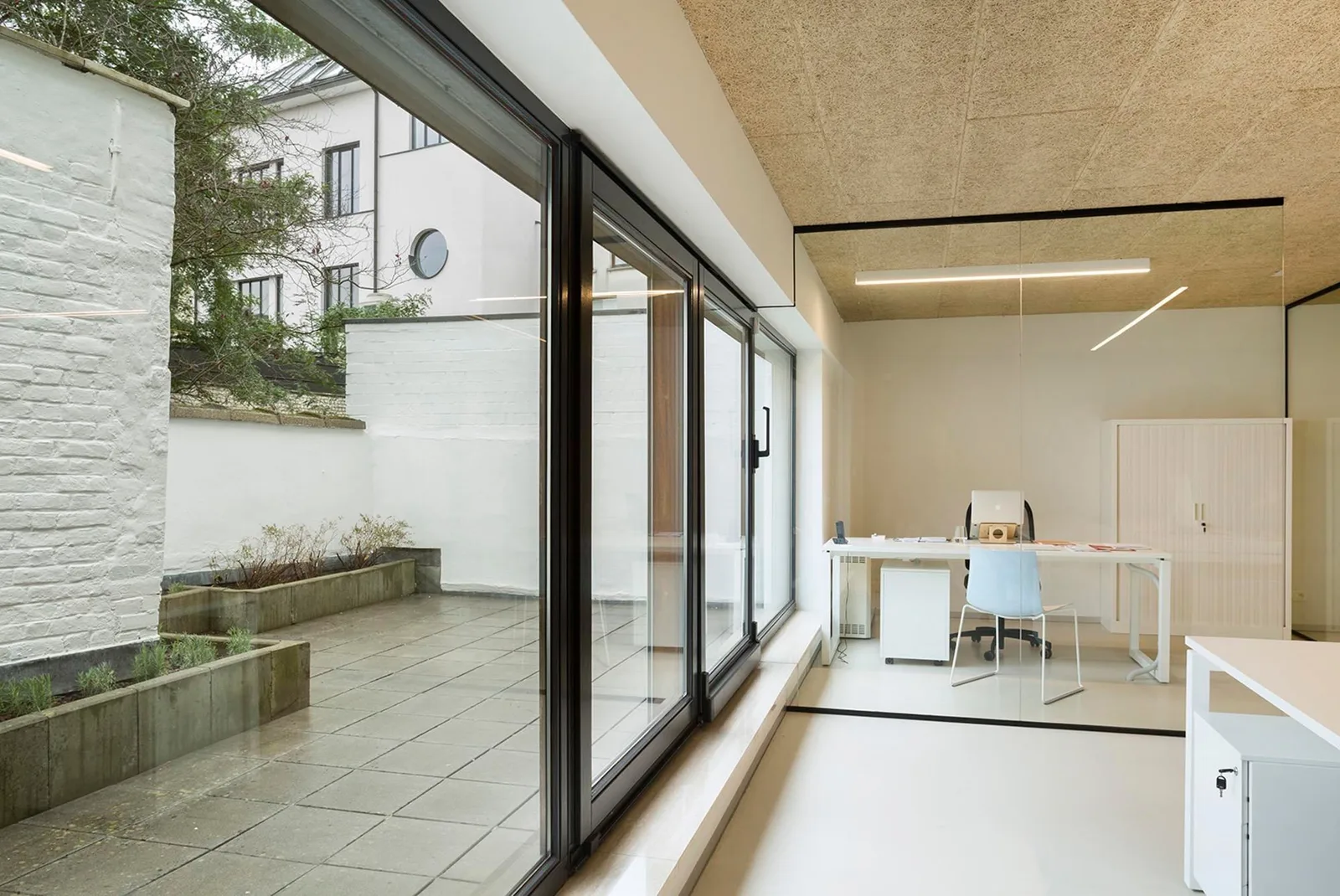 Office Box, Private office, 1 desk, Ghent