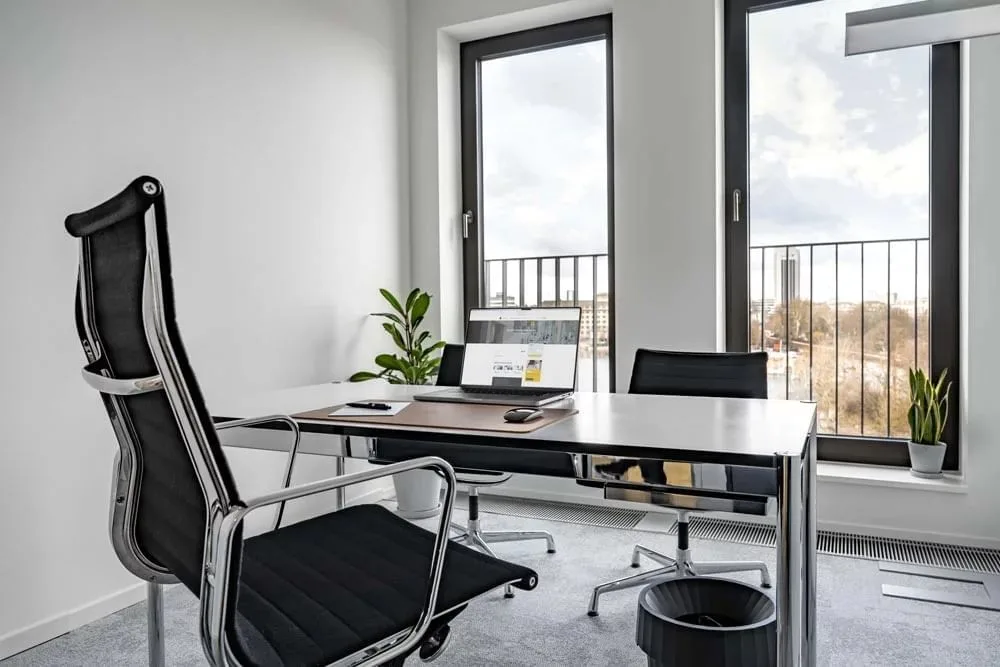 Office Club Hamburg Ballindamm, Private office, 1 desk, Hamburg