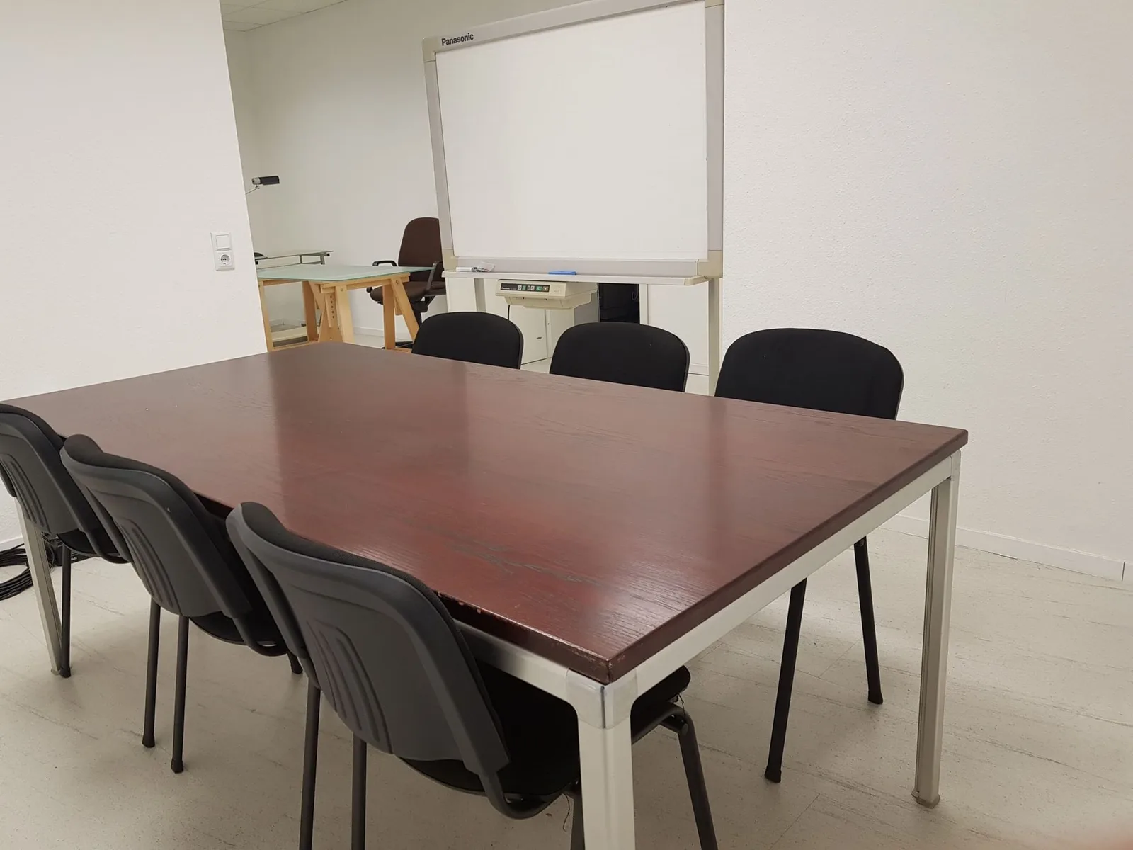 Office Monheim, Besprechungsraum für 6 Personen, Monheim am Rhein