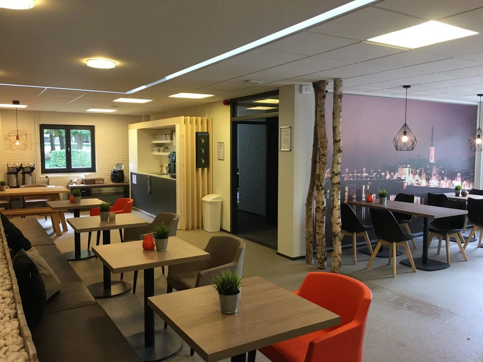 Officenter Maastricht, Cafétéria, Maastricht