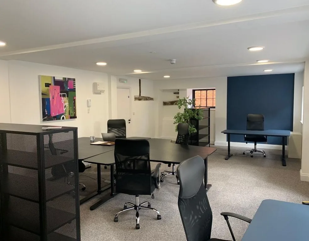 Offices at The George Chertsey, Open-plan office, Chertsey