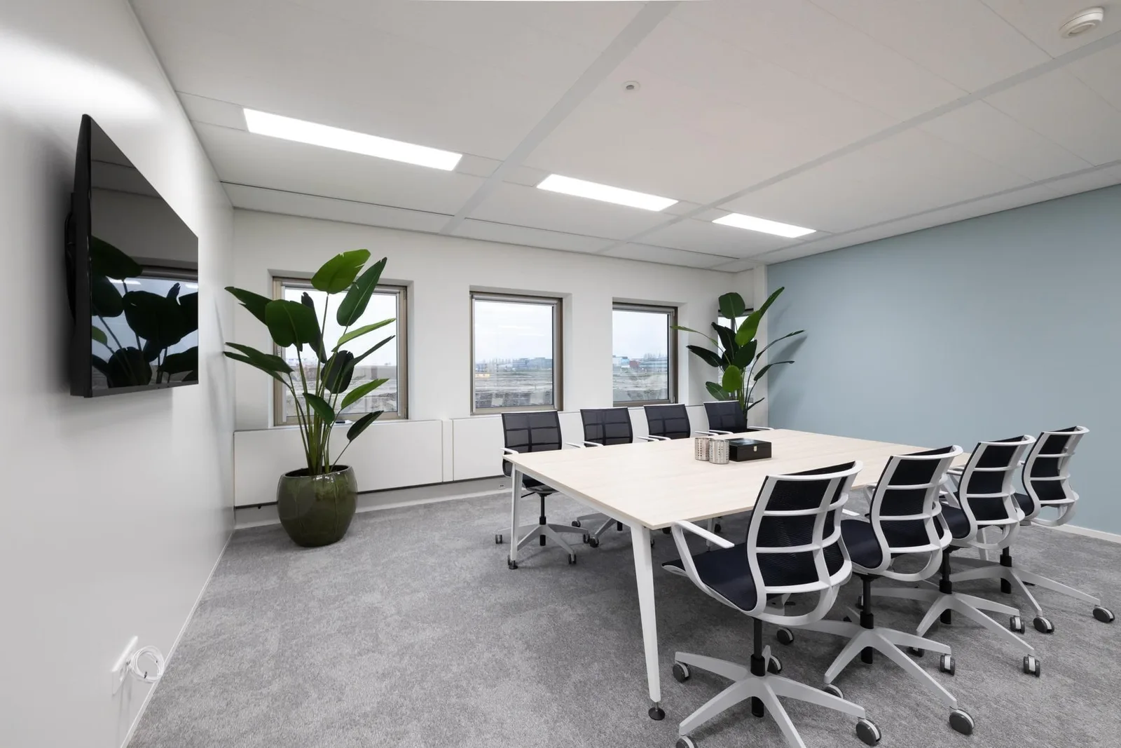 OfficeZ Prinsenhof, Meeting room for 8 people, Badhoevedorp