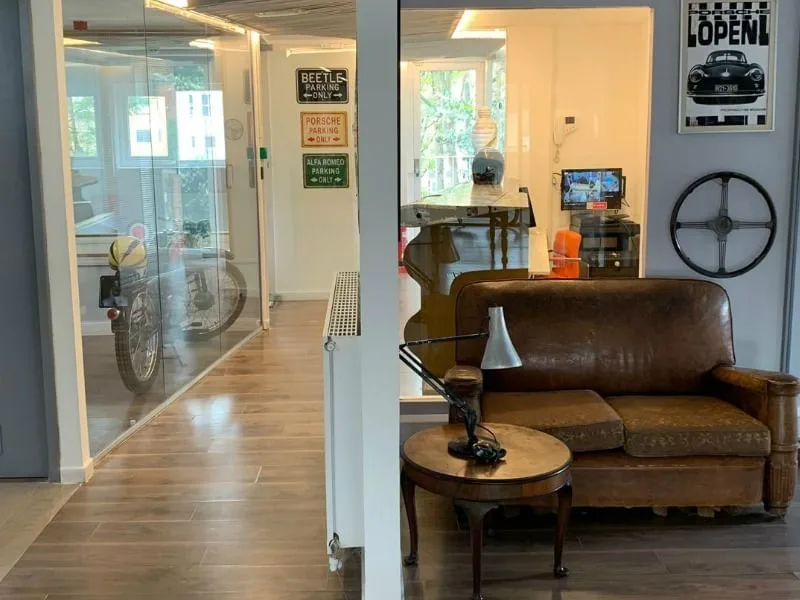 Officina Office, Reception, London