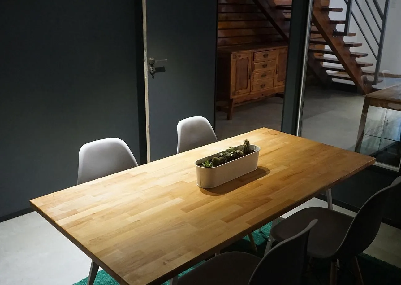 Offício Cowork Tomar, Meeting room for 4 people, Tomar