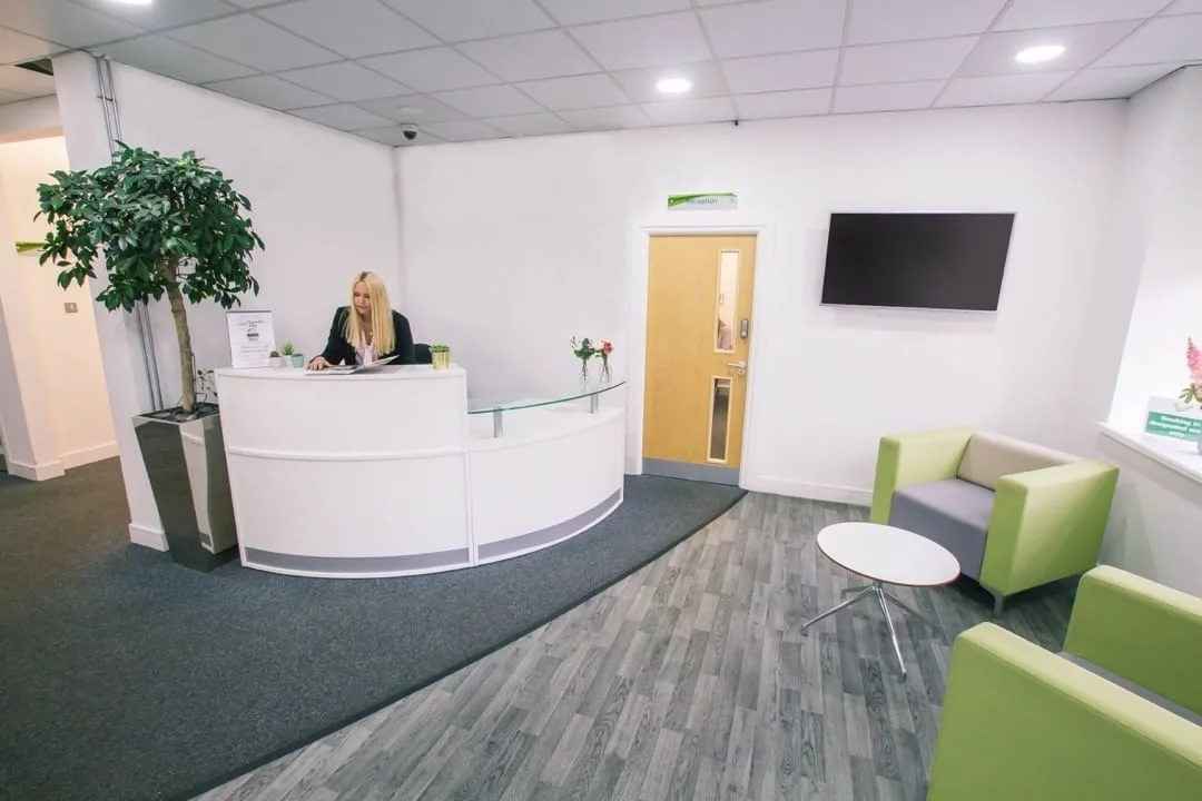 Offyx, Reception, Leeds