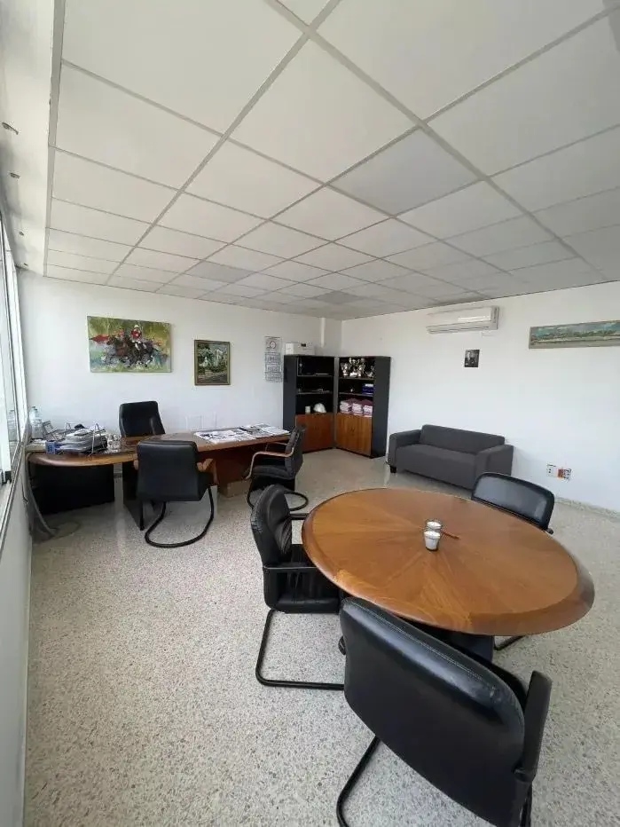 Coworking Sevilla, Oficina Privada - 27 m², Seville