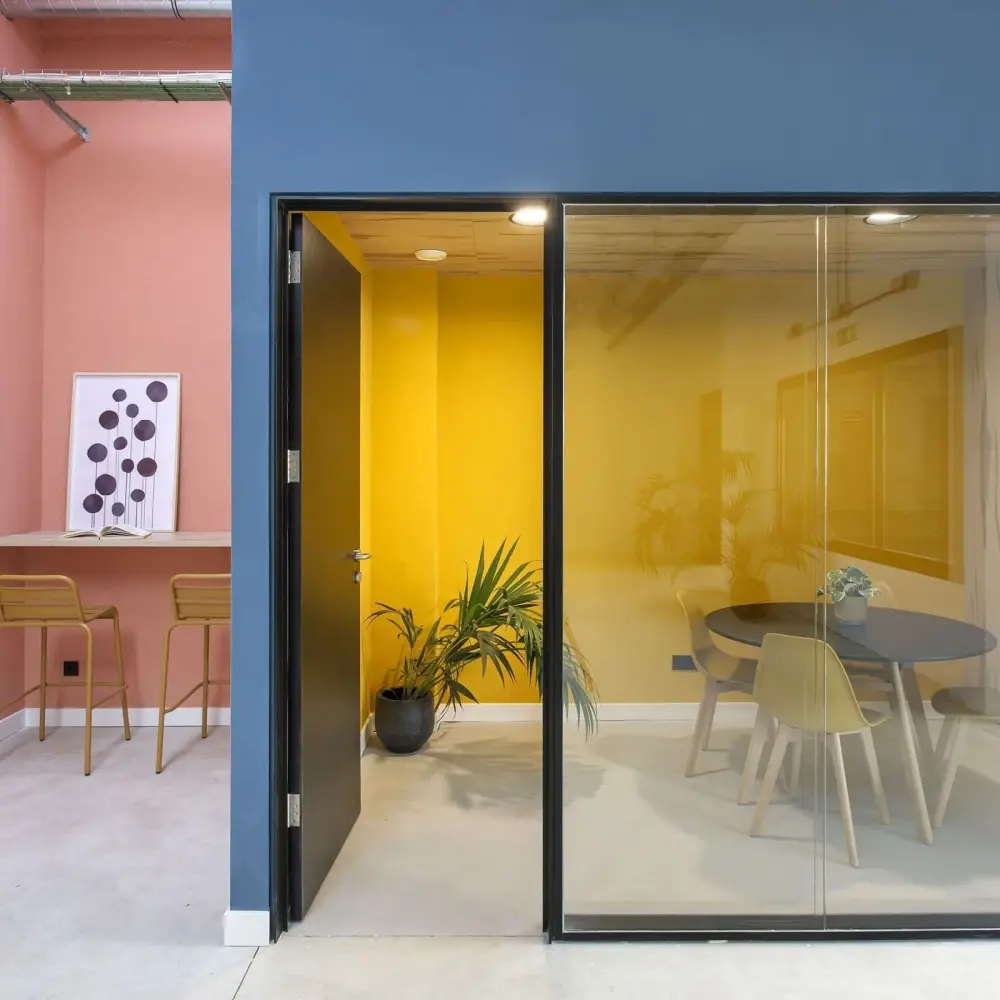 Miso Coworking Calle Uztarroz 16, Oficina Privada 4 personas, Pamplona