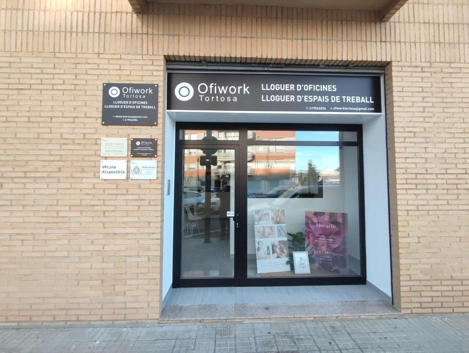 Ofiwork Tortosa, Fachada do edifício, Tortosa