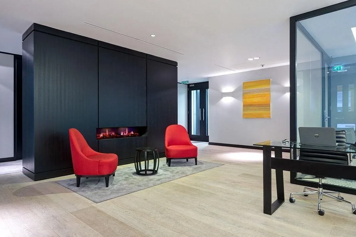 One Avenue Group - Birchin Court, Lounge, London