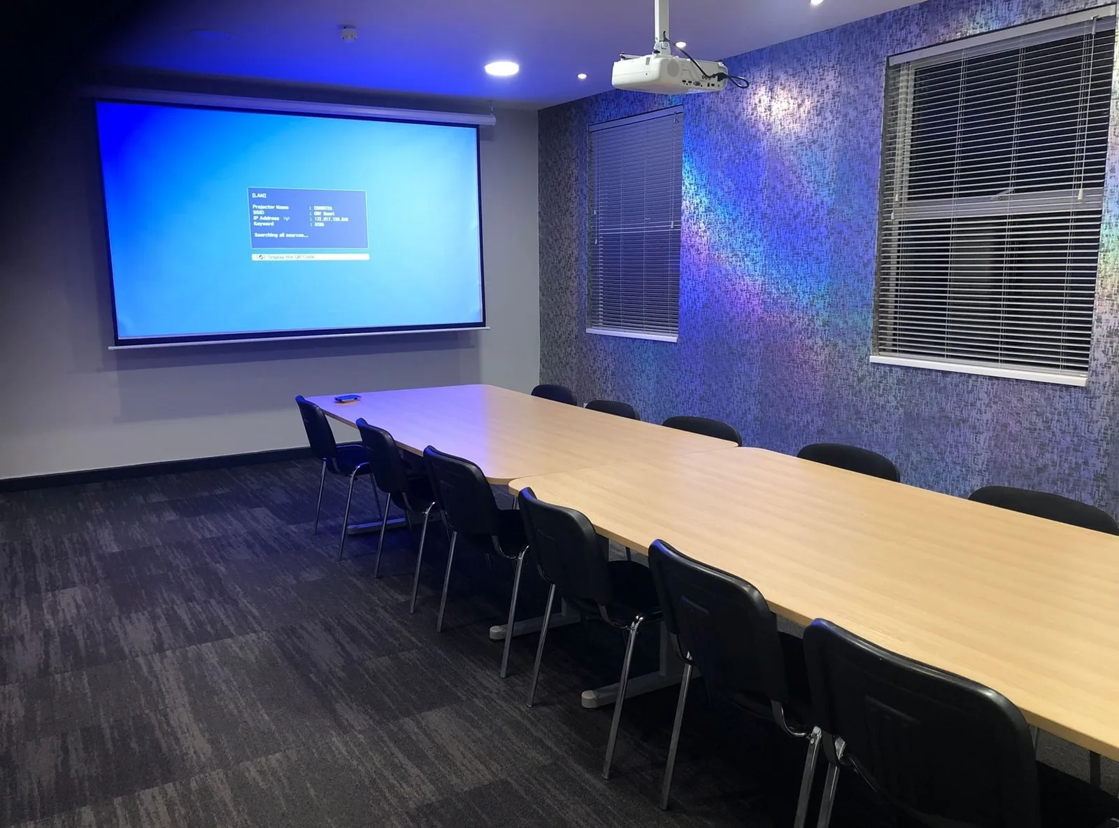 One Business Village Emily St, Meeting room for 12 people, Hull