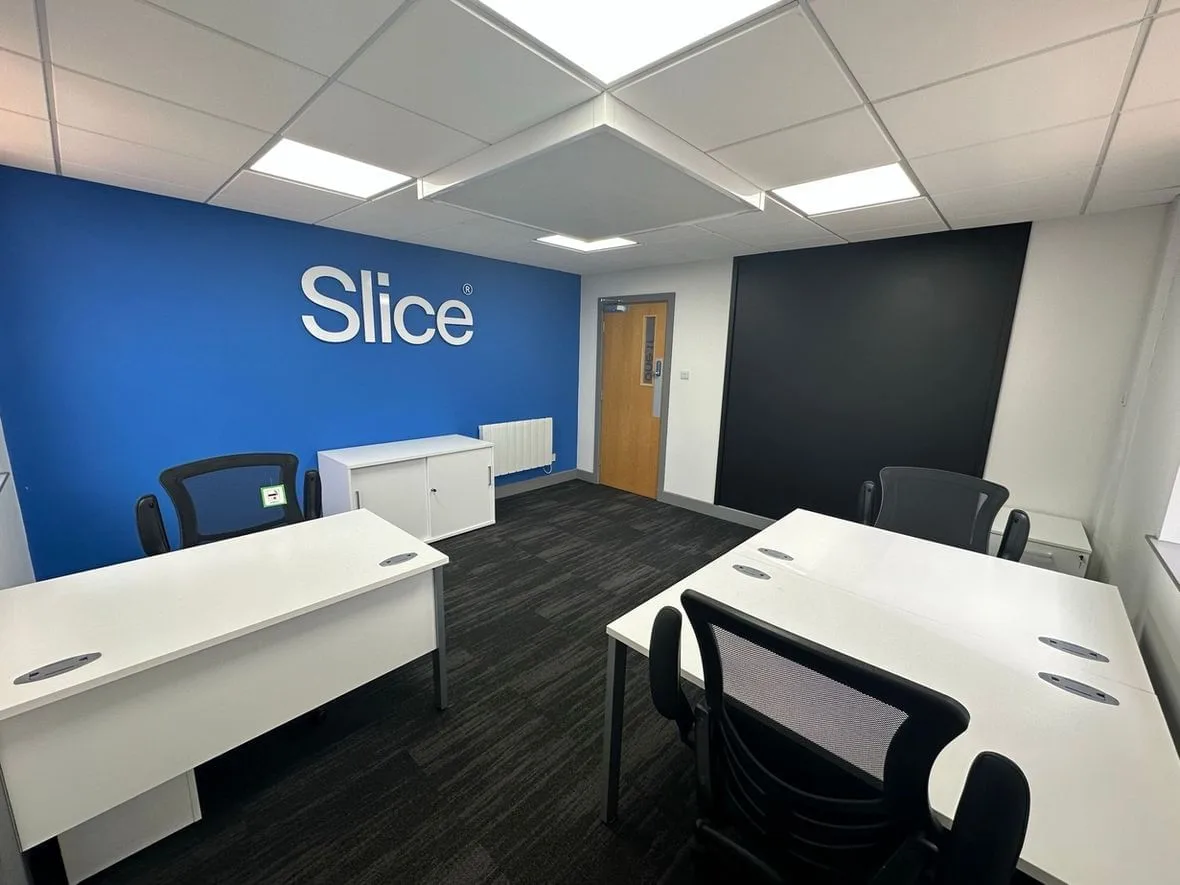 One Business Village West, Private office, 3 desks, Hull