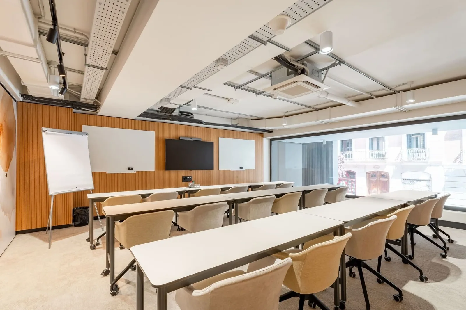 Onecowork Recoletos, Training room for 18 people, Madrid