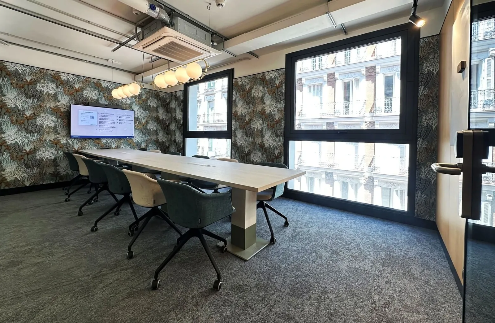Onecowork Recoletos, Meeting room for 12 people, Madrid