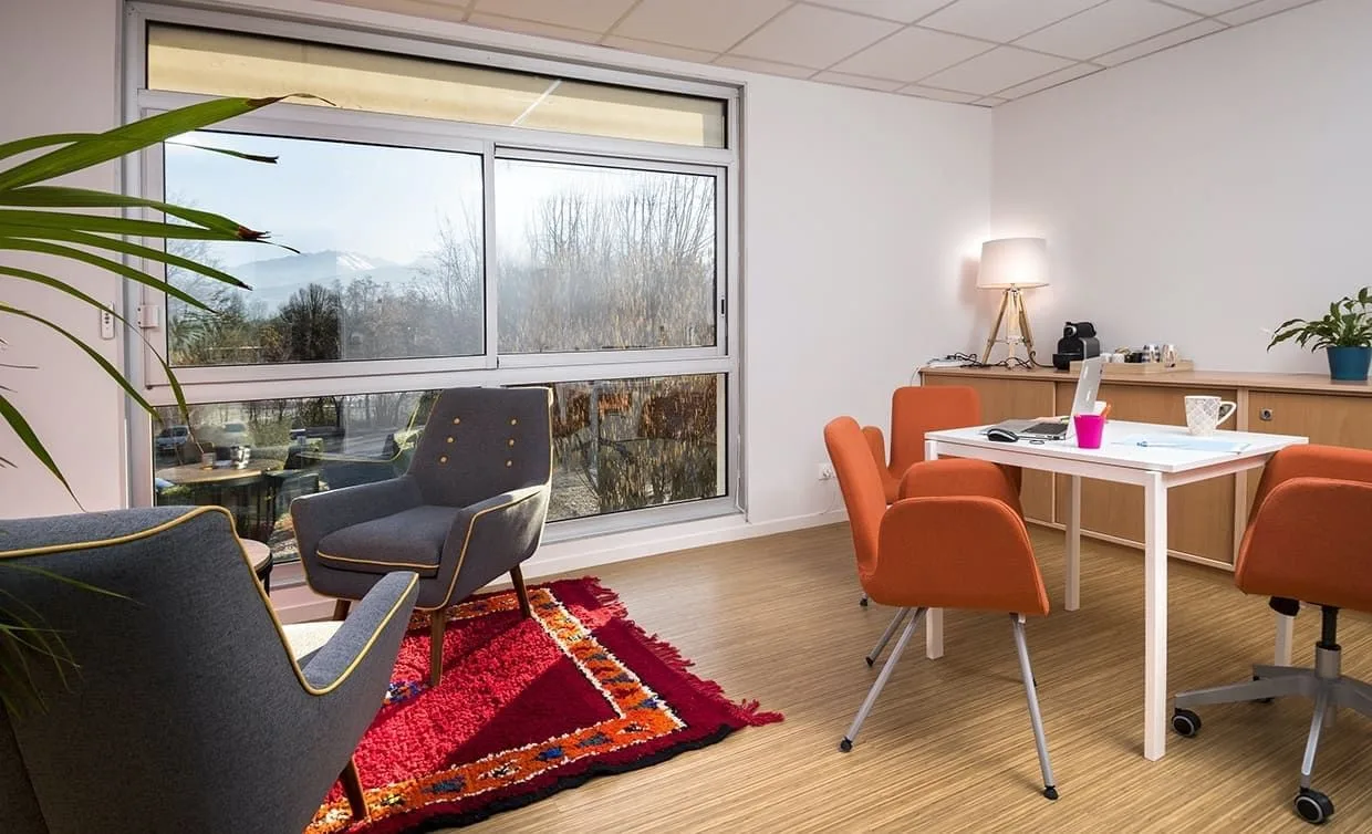 Oobee Cowork, Privatbüro mit 4 Arbeitsplätzen, Meylan