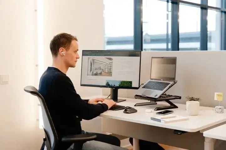 GoodSpaces Parkside, Open Space dedicated desk, Karlsruhe