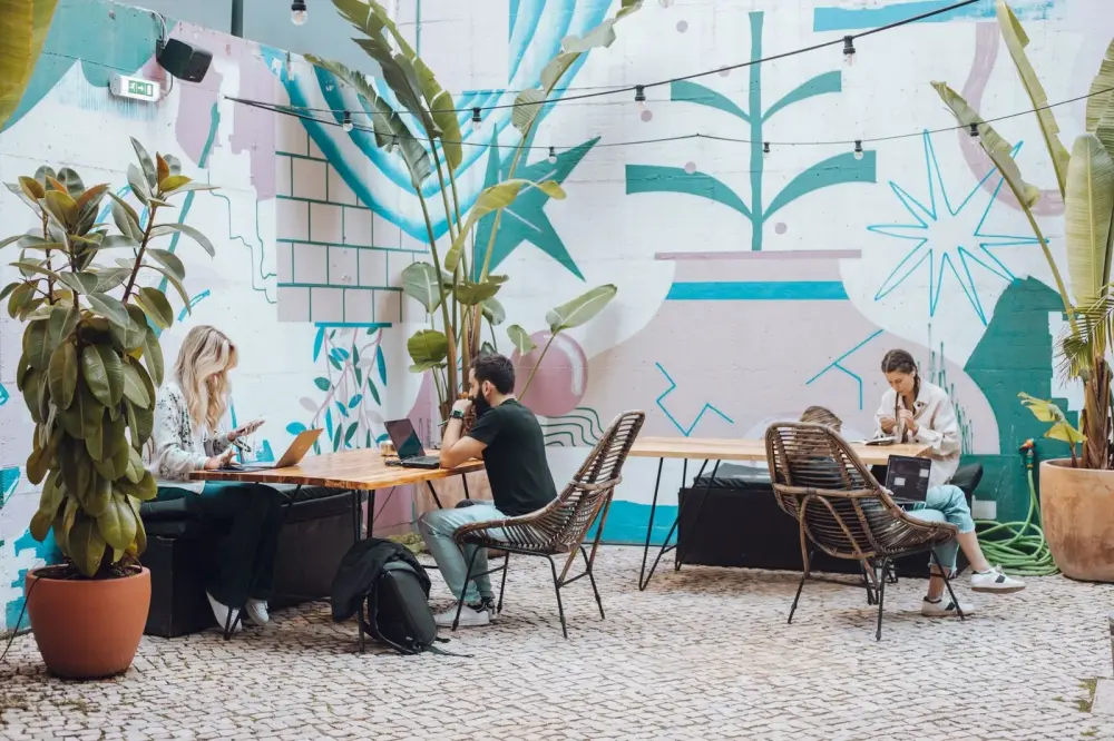 Secret Patio Cowork, Open Space Nómada, Lisbon