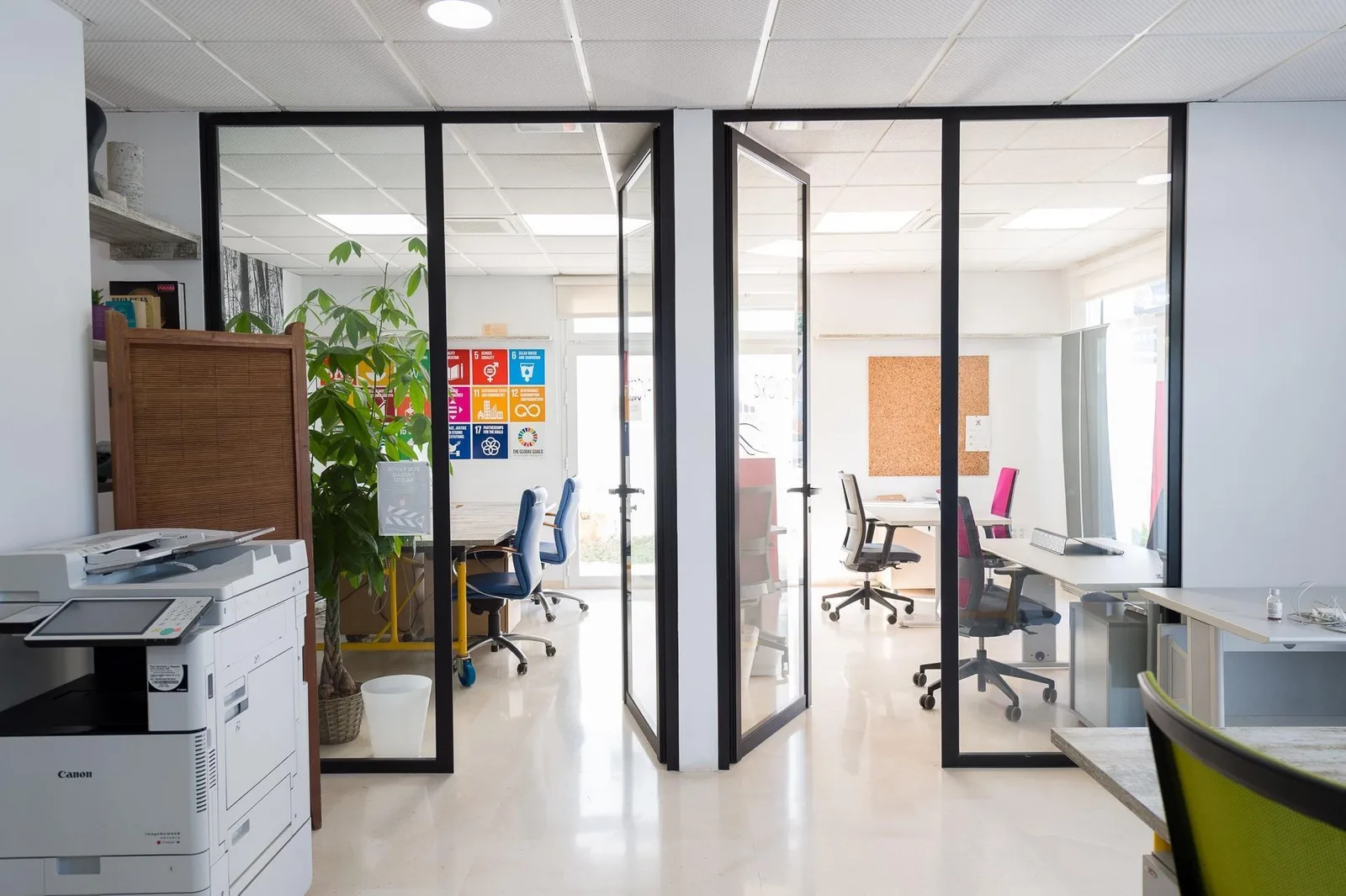 Origen Ibiza, Bureau privatif, Eivissa