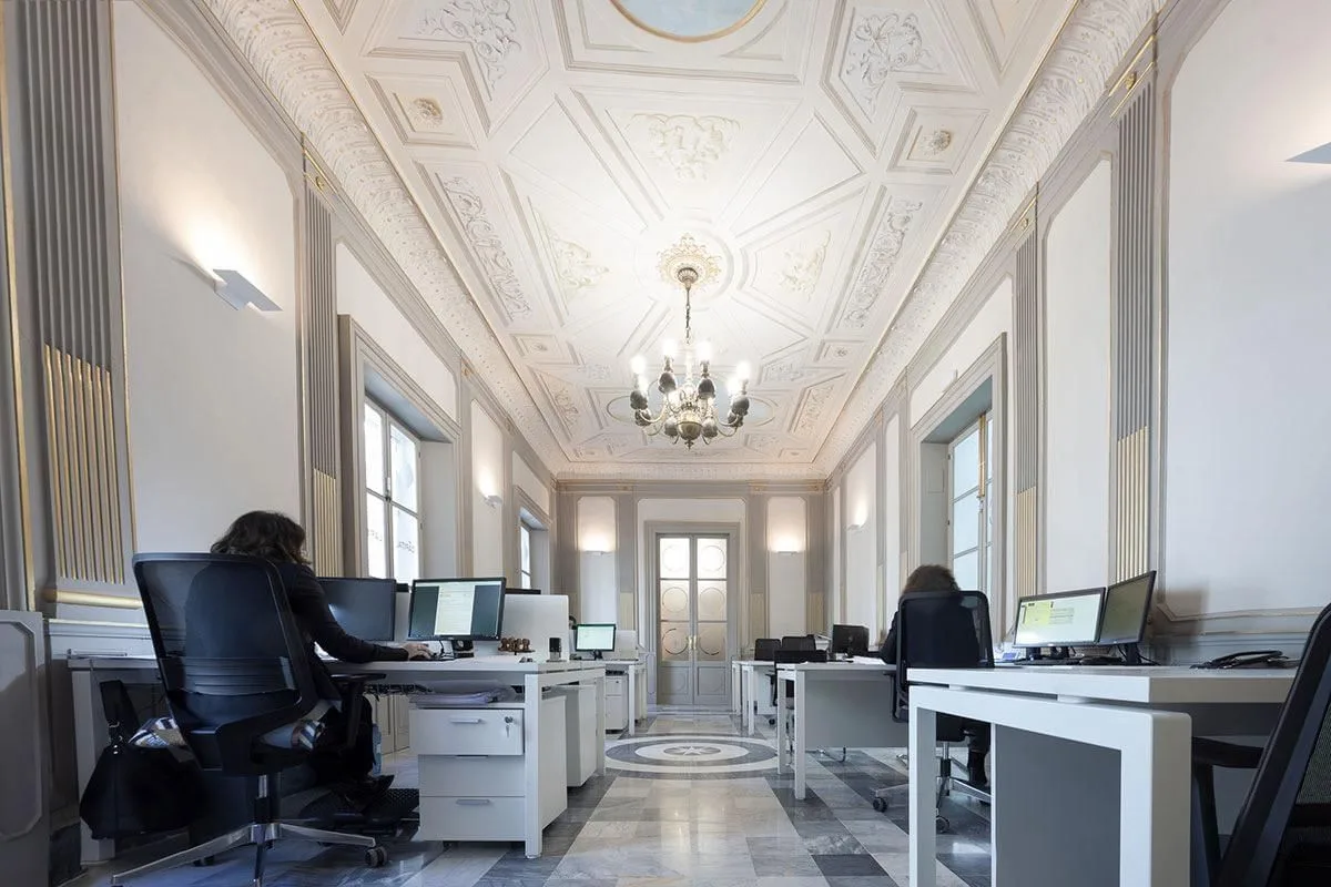 Palacio San Agustín, Open-plan office, Cadix