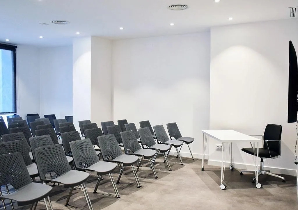 Palacio San Agustín, Training room for 25 people, Cadix