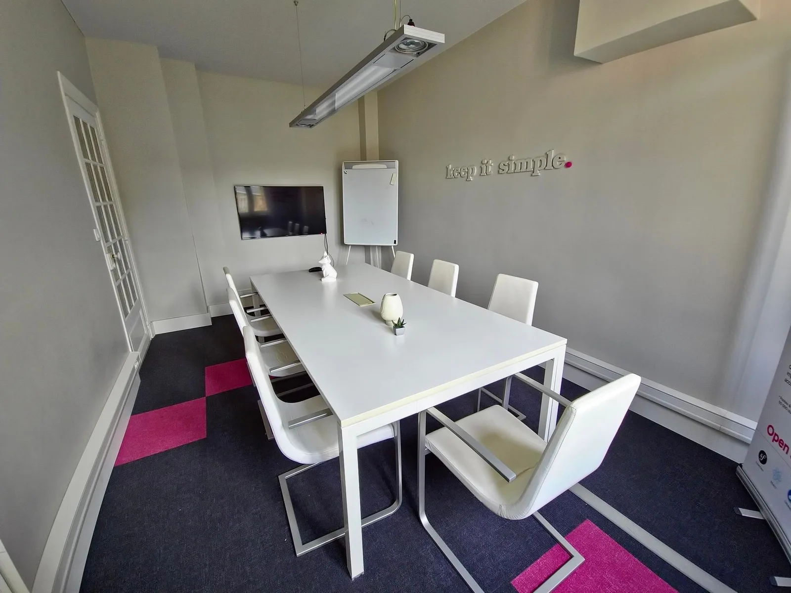 Palo Ardo Coworking, Meeting room for 8 people, Charleville Mézières