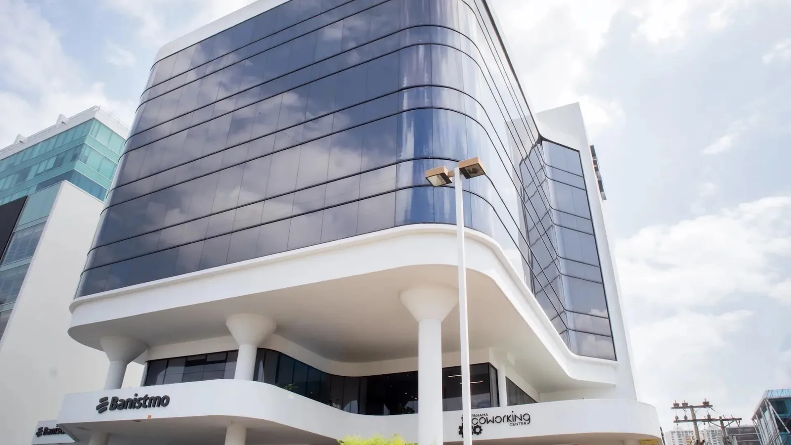 Panama Coworking Center San Francisco, Fachada del edificio, Panama City