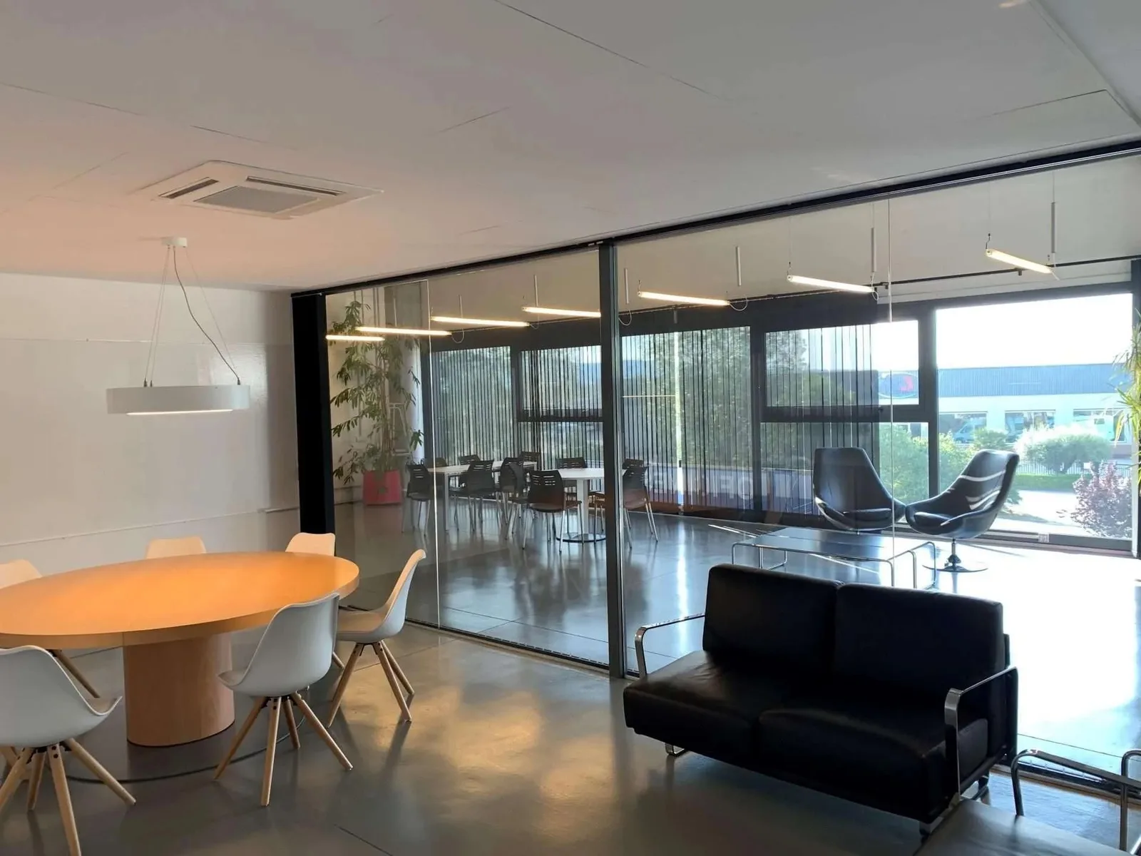 Penedès Coworking, Meeting room for 6 people, Vilafranca del Penedès