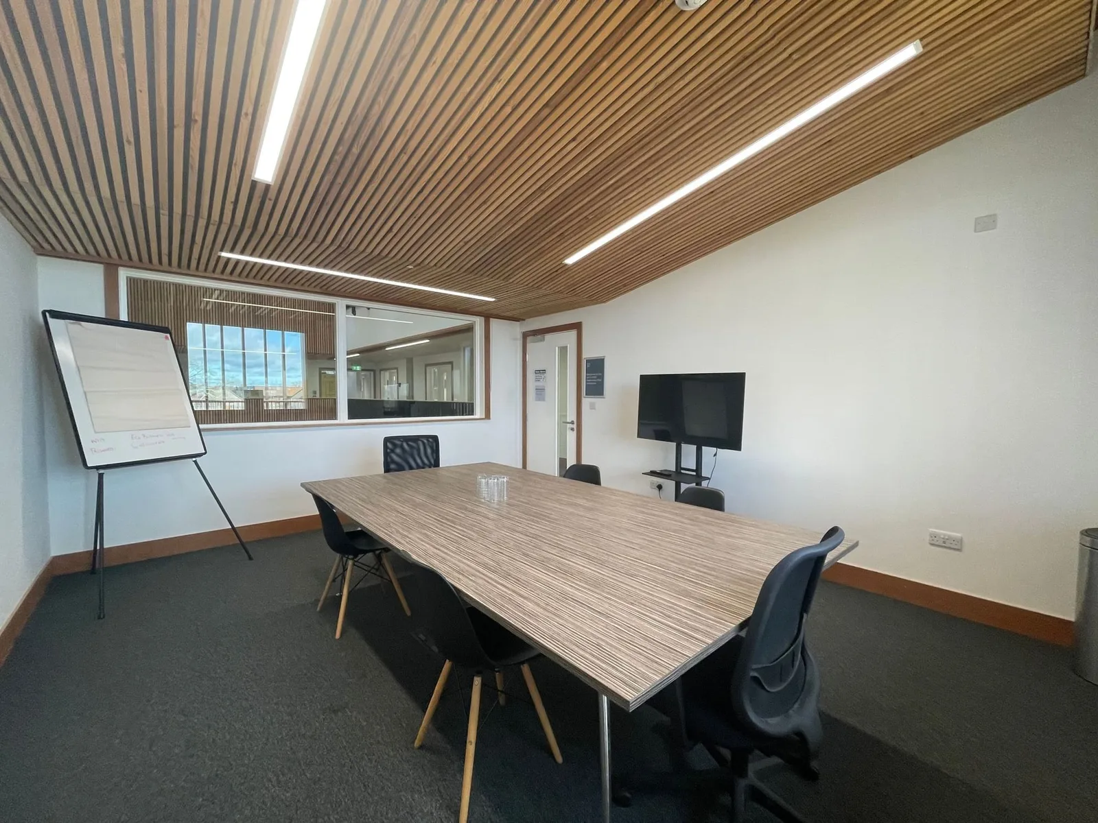 Perch @ The Eco Business Centre, Salle de réunion 6 personnes, Bicester