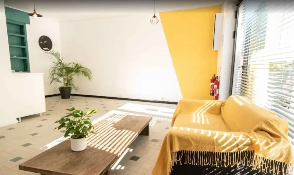 L'ilot Travail, Petit Bureau, Marignane