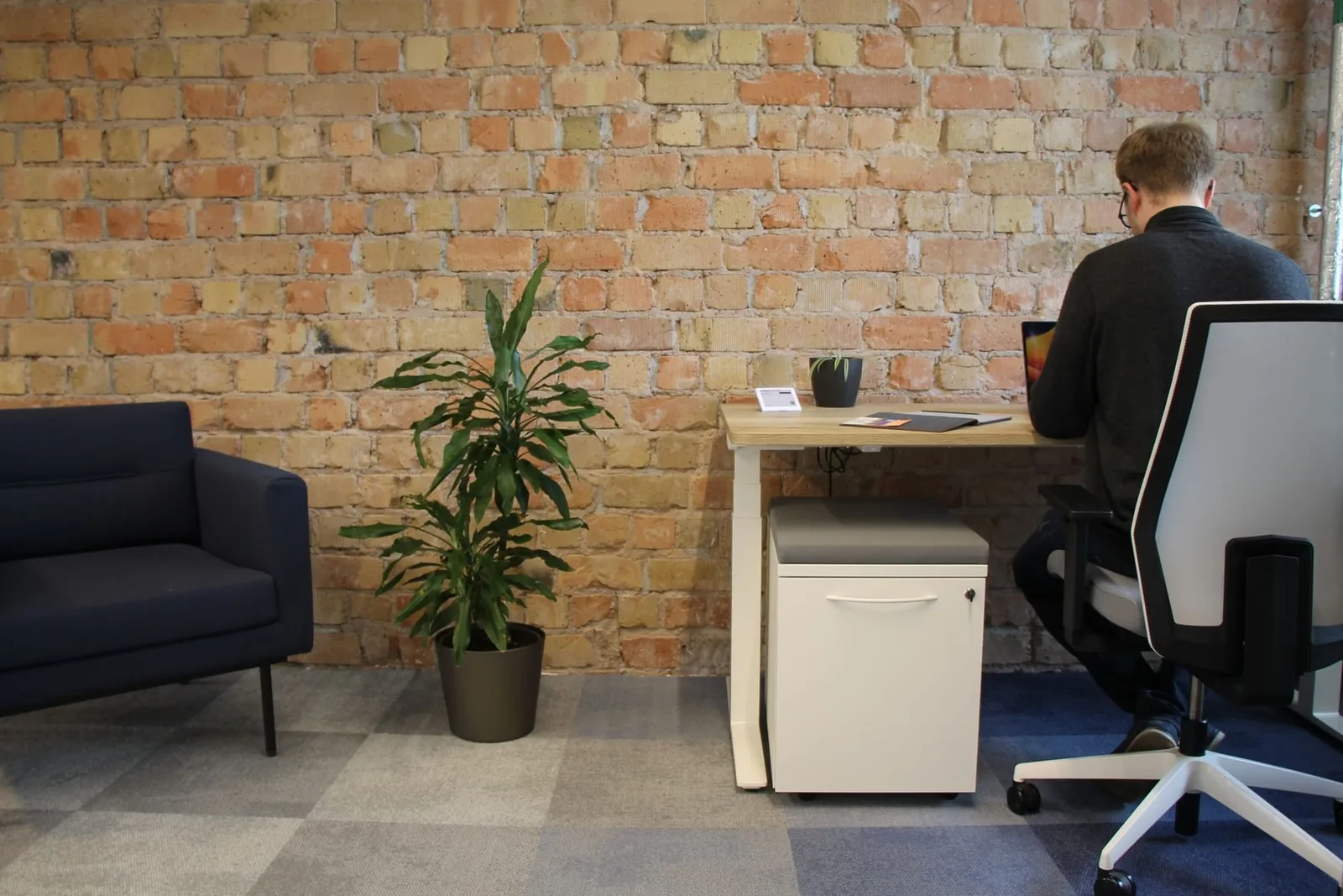 PioneerMakers, Privatbüro mit 1 Arbeitsplatz, Hanau