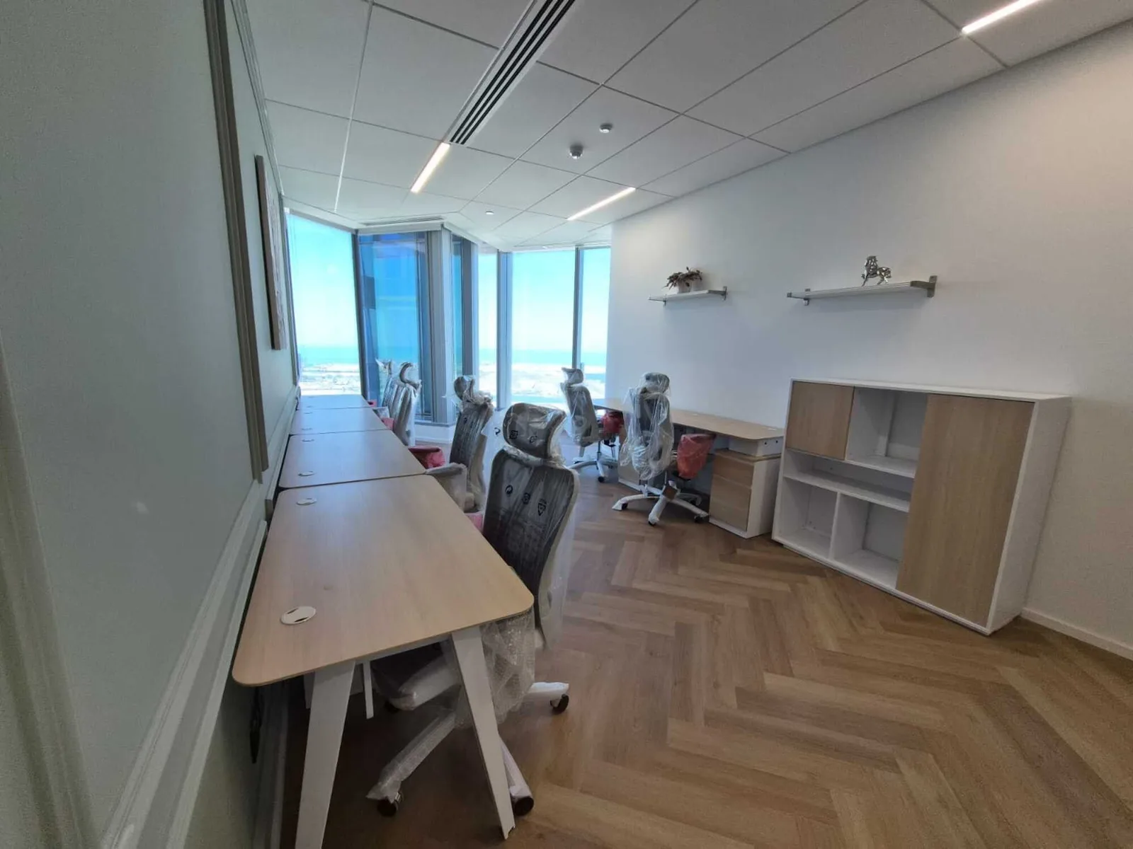 The PLACE Business Center, Private office, 5 desks, Abu Dhabi