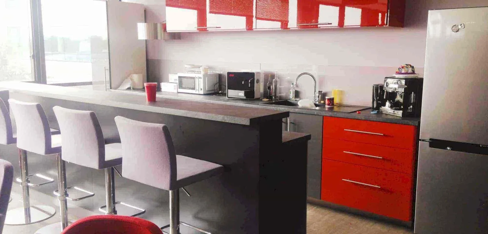 Plaine Coworking, Kitchen, Aubervilliers