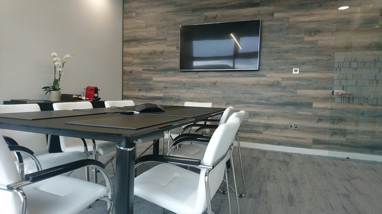 Platinum Suites Galway, Meeting room for 8 people, County Galway