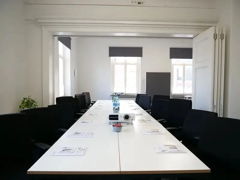 Plattendeck Office, Besprechungsraum für 14 Personen, Emsdetten