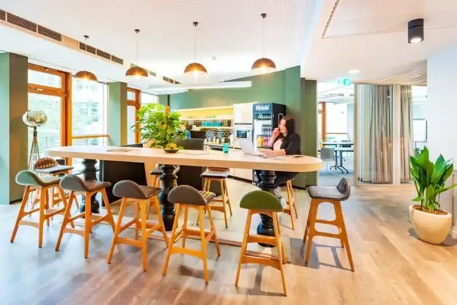 Plaza Cubes, Kantine, Düsseldorf