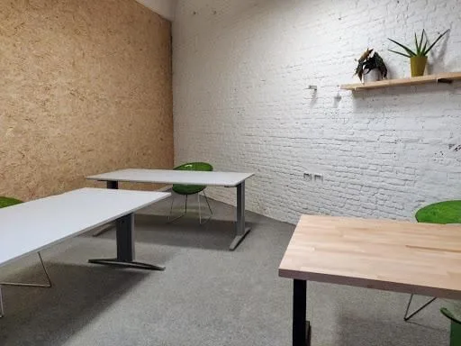 Plein Magazijn, Bureau privatif 3 postes, Anvers