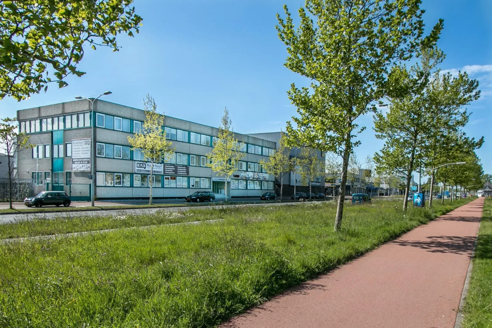 Dé Plek Haarlem, Gevel van het gebouw, Haarlem
