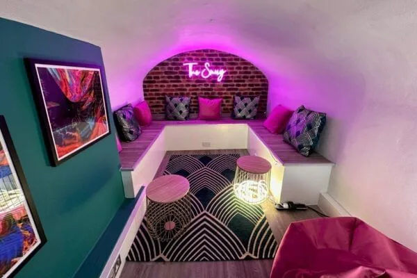 Podium Space - Carlisle Street, Lounge, London