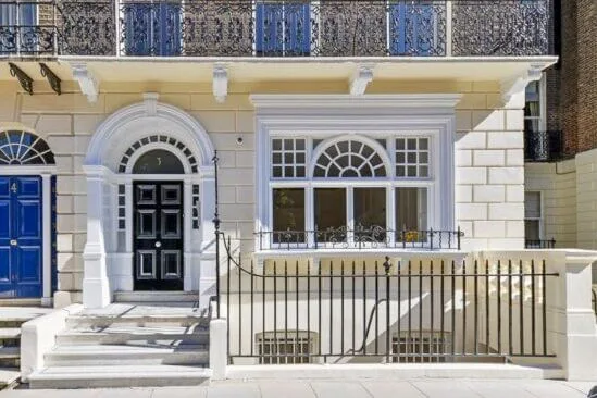 Podium Space - Chandos Street, Façade, Londres