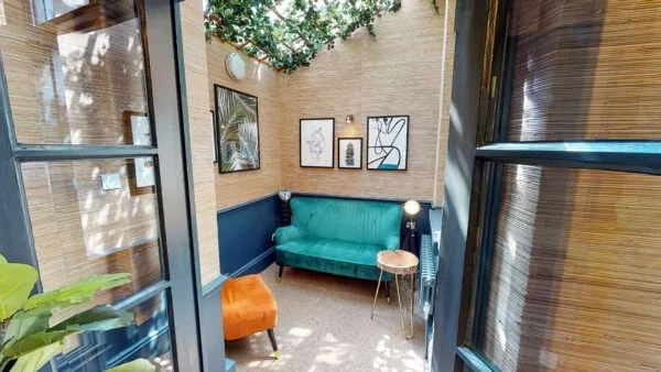 Podium Space - London (The Dock Club), Lounge, London