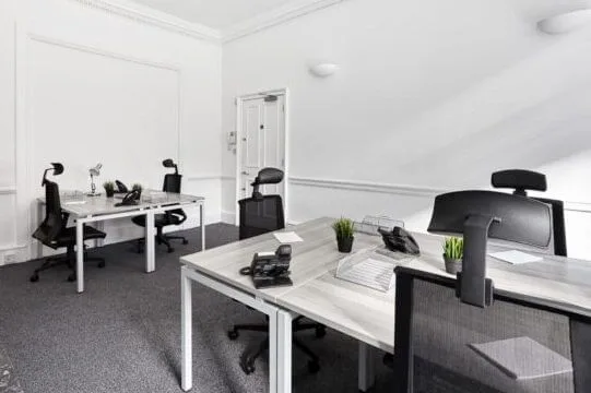 Podium Space - Percy Street, Bureau privatif 5 postes, Londres