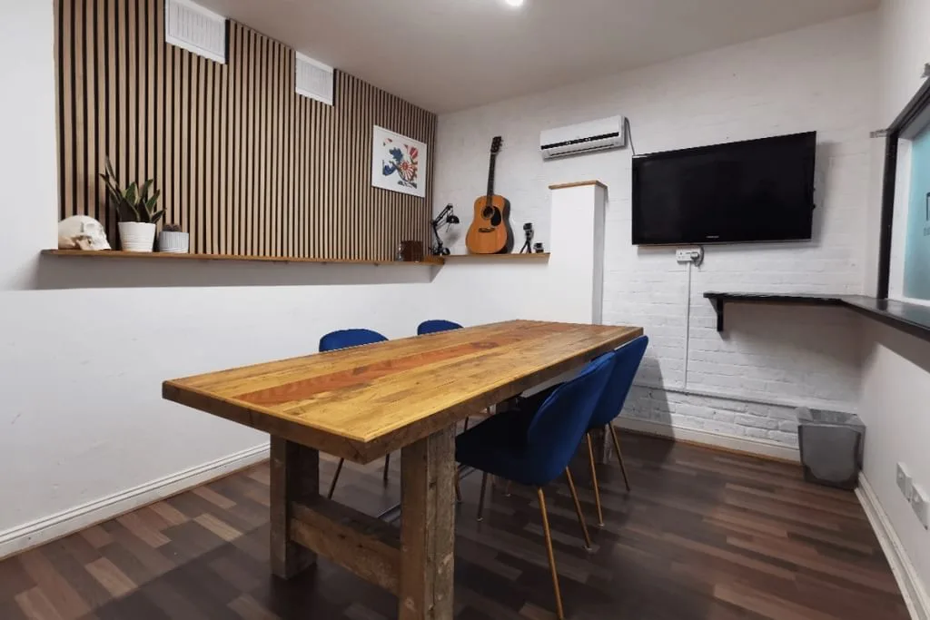 Port 57 Coworking Studio, Salle de réunion 6 personnes, Southsea