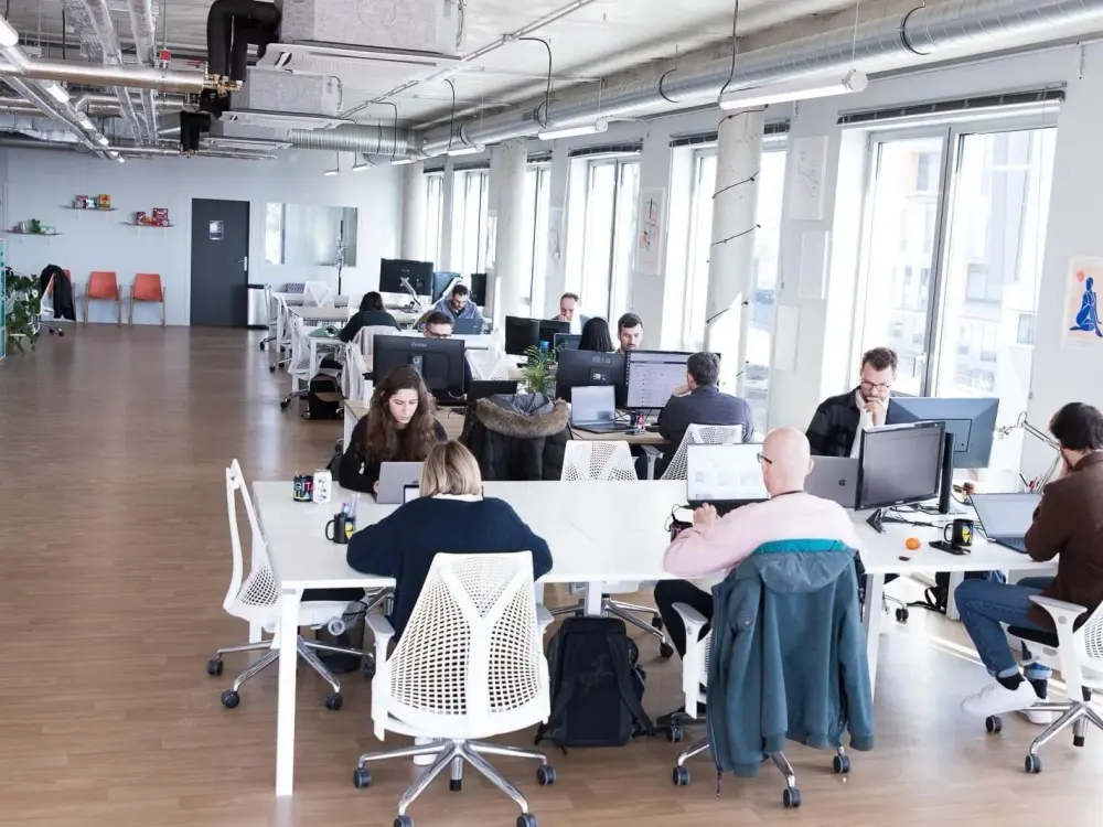 Digital Village Angers, Poste en coworking dédié, Angers