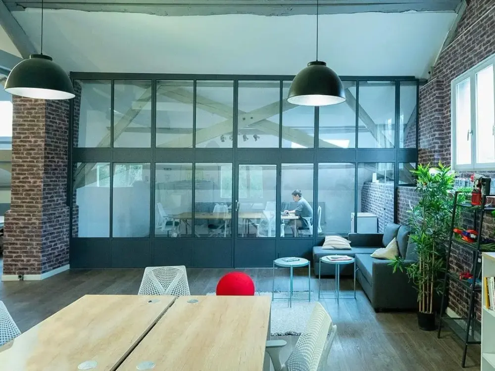 Digital Village Yvelines, Poste en coworking dédié, Mareil le Guyon