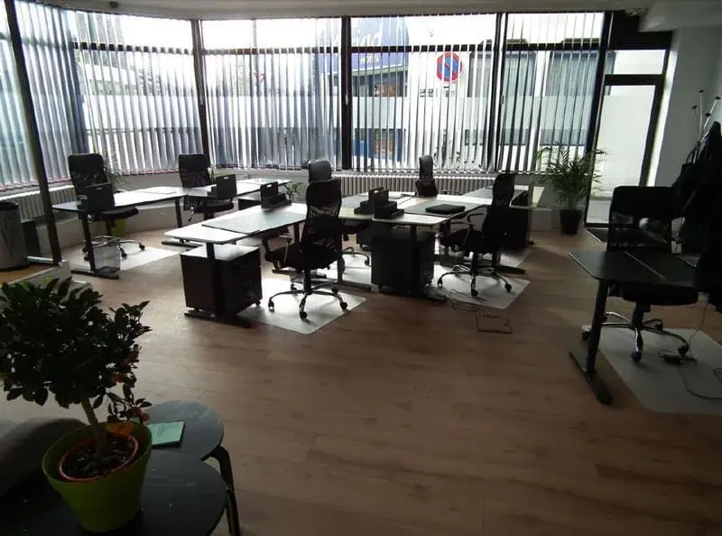 Neo Factory, Poste en coworking, Nantes